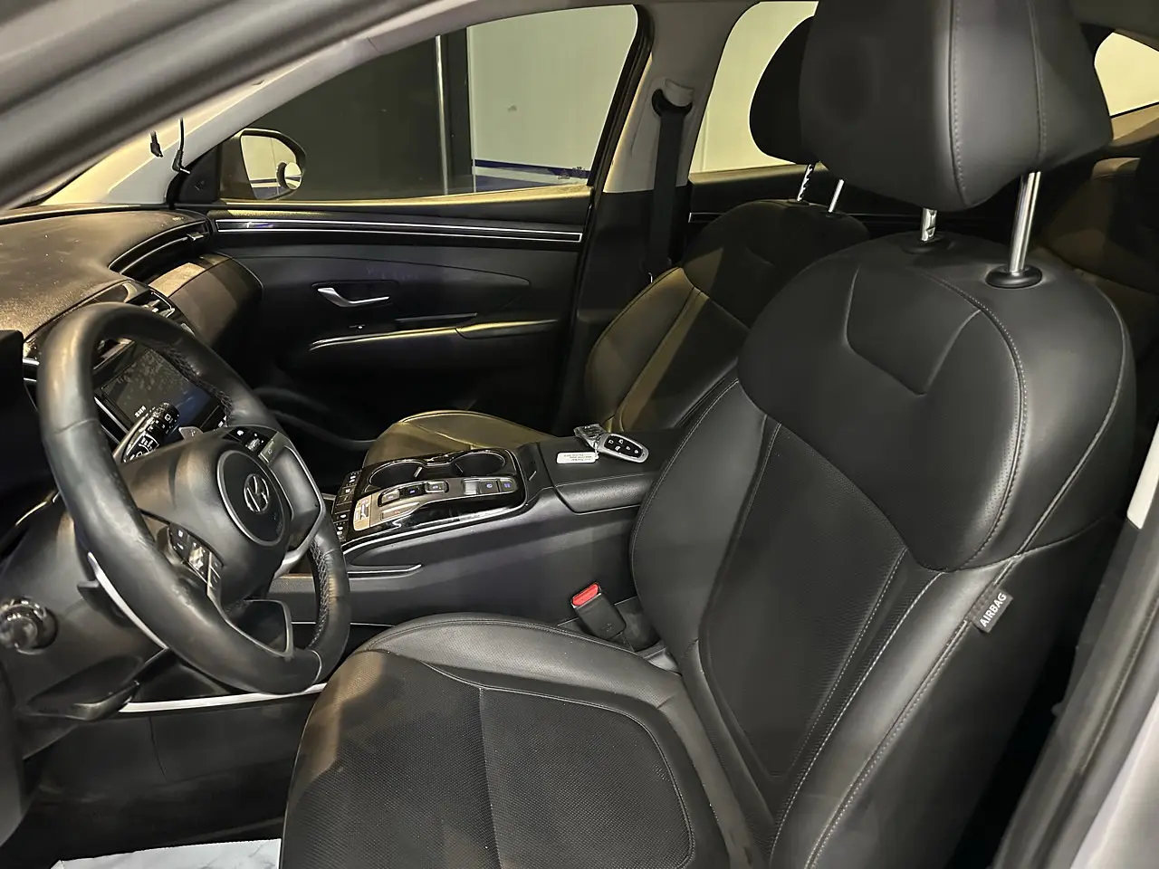  HYUNDAI TUCSON 2023 / 5PASAJEROS / CAMARA R / DIESEL 2.0 / 2WD 16