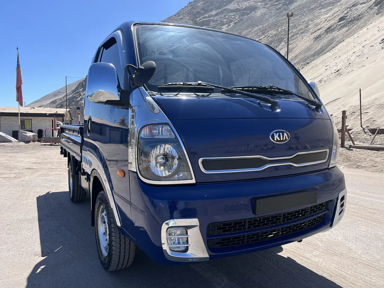 KIA BONGO 2013 / CAB SIMPLE / MECANICA / 1TON / DIESEL / 4WD  1