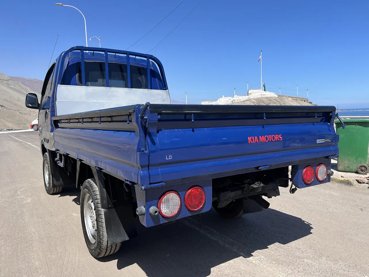 KIA BONGO 2013 / CAB SIMPLE / MECANICA / 1TON / DIESEL / 4WD  4