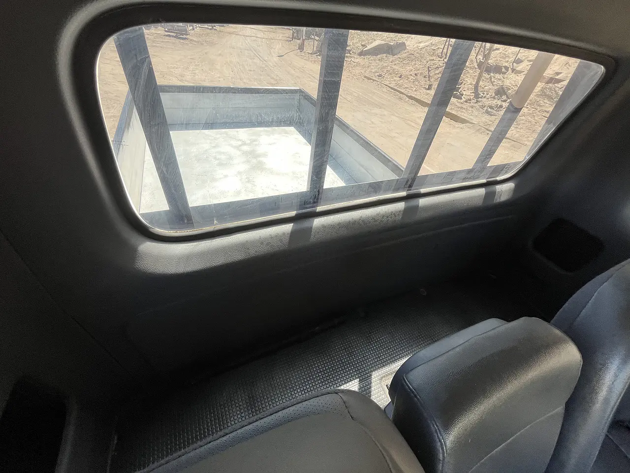 KIA BONGO 2013 / CAB SIMPLE / MECANICA / 1TON / DIESEL / 4WD  24