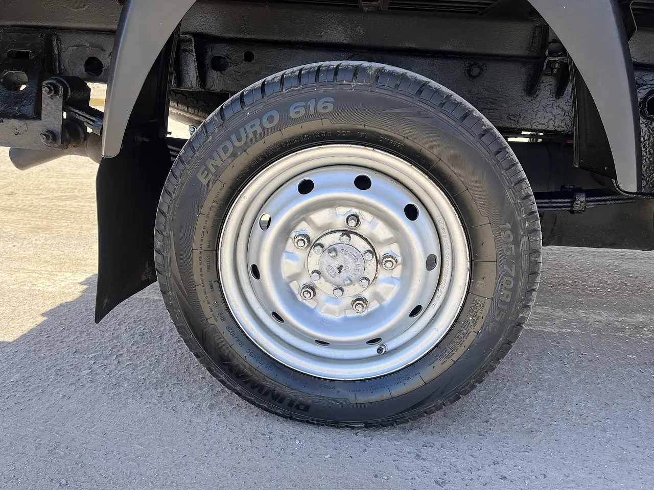 KIA BONGO 2013 / CAB SIMPLE / MECANICA / 1TON / DIESEL / 4WD  26