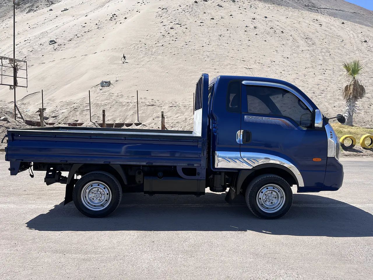 KIA BONGO 2013 / CAB SIMPLE / MECANICA / 1TON / DIESEL / 4WD  7