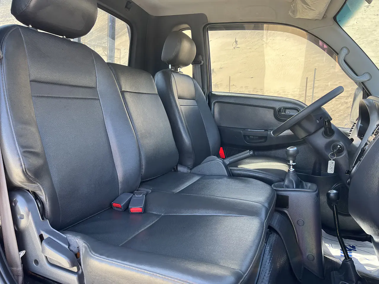 KIA BONGO 2013 / CAB SIMPLE / MECANICA / 1TON / DIESEL / 4WD  22