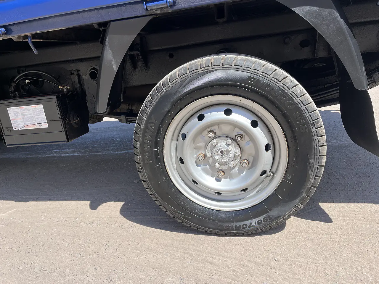 KIA BONGO 2013 / CAB SIMPLE / MECANICA / 1TON / DIESEL / 4WD  29