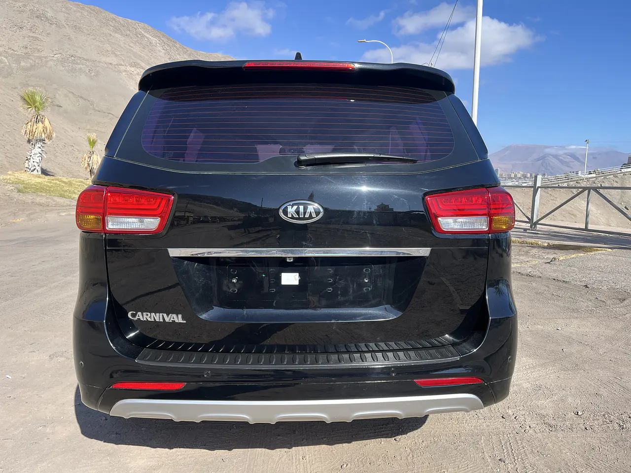 KIA ALL NEW CARNIVAL 2018 / 9PASAJEROS / DIESEL / R CAMARA / SMART KEY 5