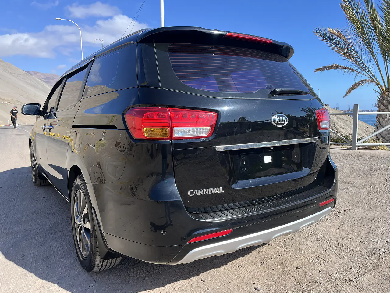 KIA ALL NEW CARNIVAL 2018 / 9PASAJEROS / DIESEL / R CAMARA / SMART KEY 6