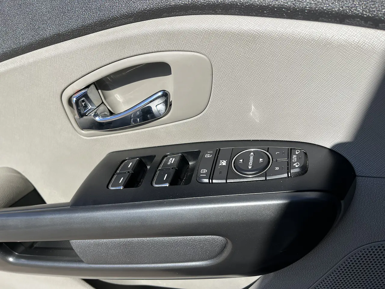 KIA ALL NEW CARNIVAL 2018 / 9PASAJEROS / DIESEL / R CAMARA / SMART KEY 14