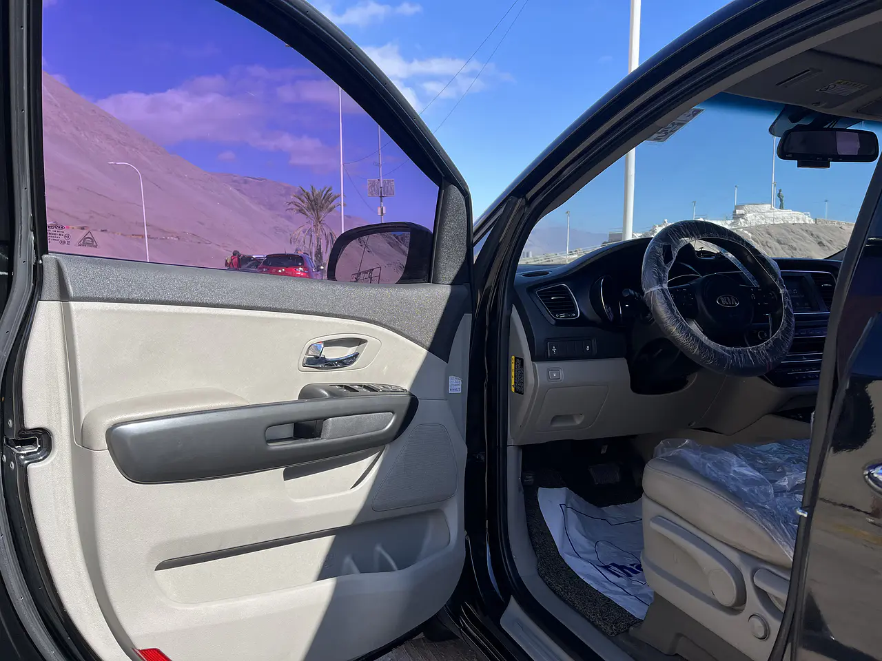 KIA ALL NEW CARNIVAL 2018 / 9PASAJEROS / DIESEL / R CAMARA / SMART KEY 13