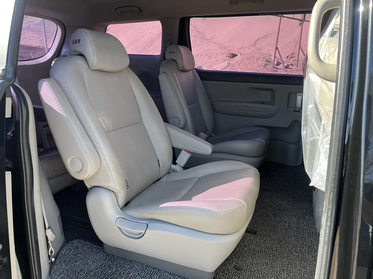 KIA ALL NEW CARNIVAL 2018 / 9PASAJEROS / DIESEL / R CAMARA / SMART KEY 29