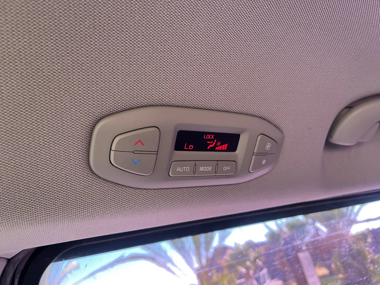 KIA ALL NEW CARNIVAL 2018 / 9PASAJEROS / DIESEL / R CAMARA / SMART KEY 31