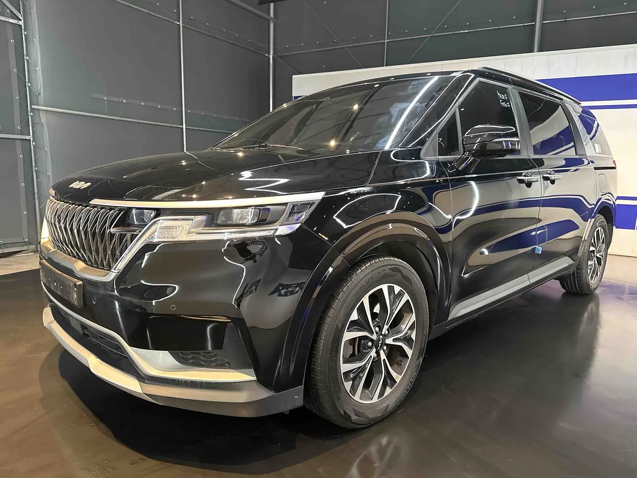 KIA CARNIVAL 2022 / 9PASAJEROS / CAMRA 360 / SMART KEY / DIESEL 3