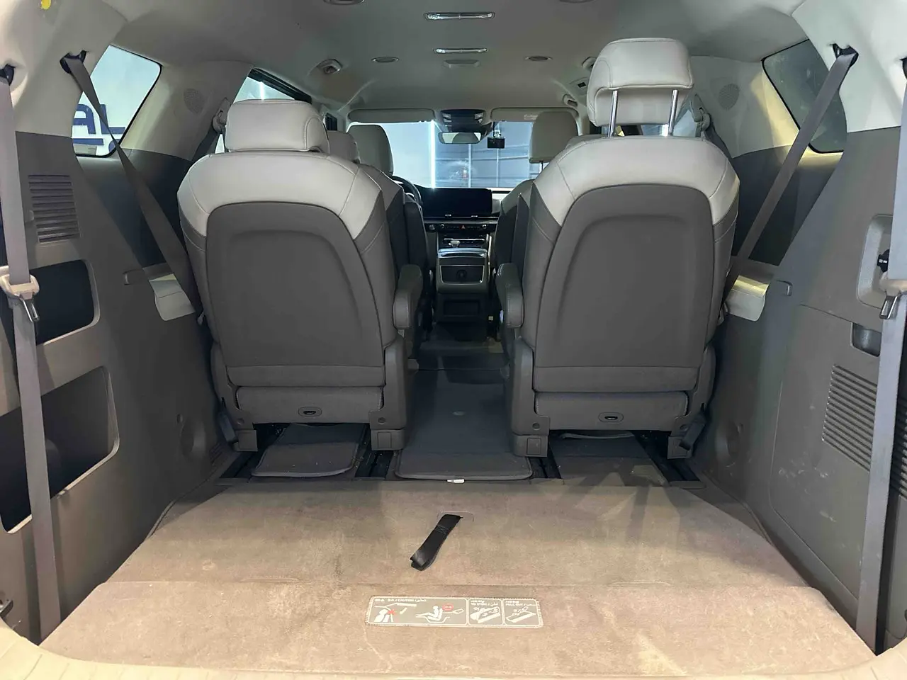 KIA CARNIVAL 2022 / 9PASAJEROS / CAMRA 360 / SMART KEY / DIESEL 37