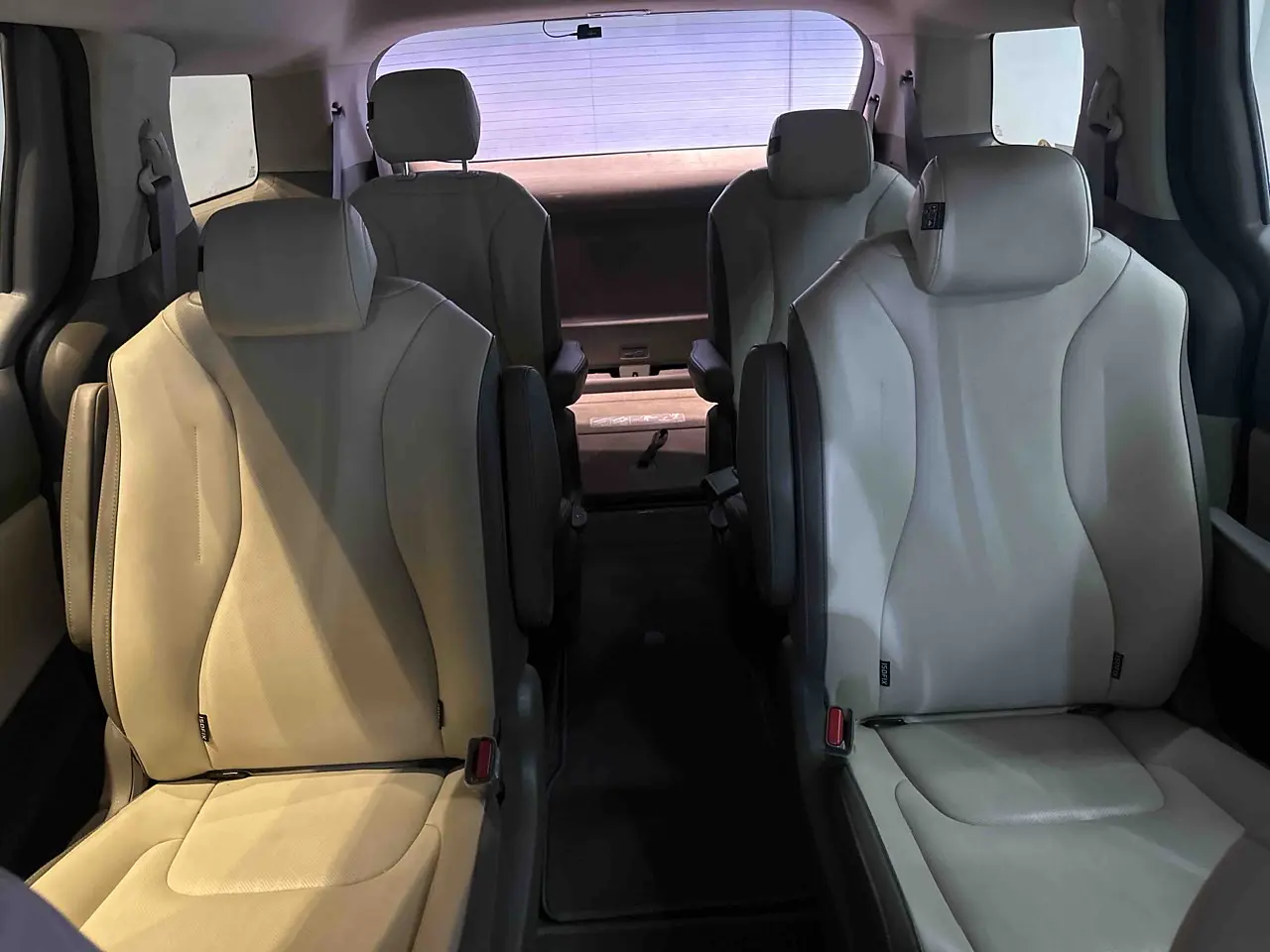 KIA CARNIVAL 2022 / 9PASAJEROS / CAMRA 360 / SMART KEY / DIESEL 34