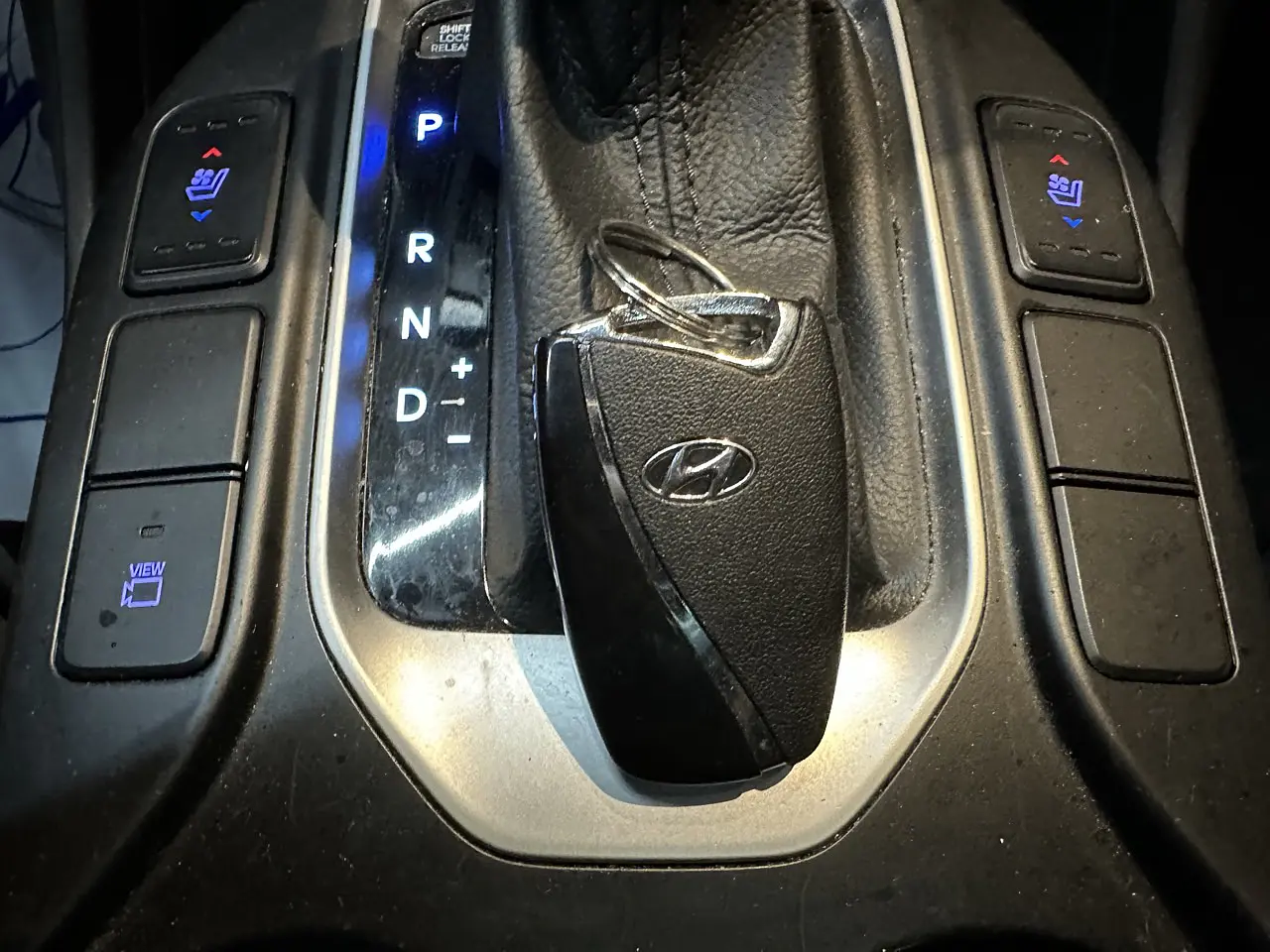 HYUNDAI SANTA FE 2016 / 7PASAJEROS / SUNROOF / CAMARA 360 / DIESEL / 2WD 18