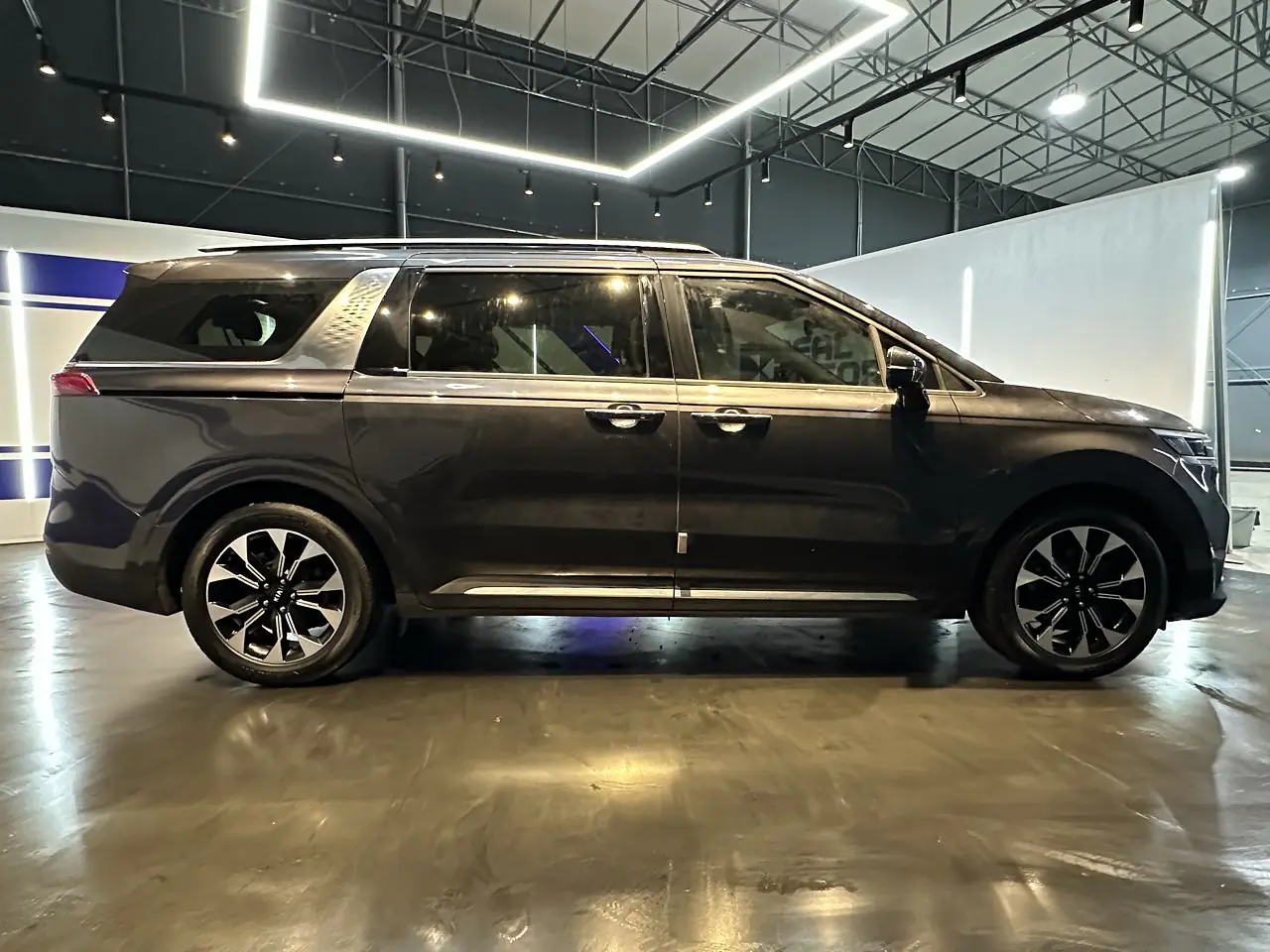 KIA CARNIVAL 2021 / 9PASAJEROS / CAMARA 360 / P. ELECTRICA / DIESEL 4