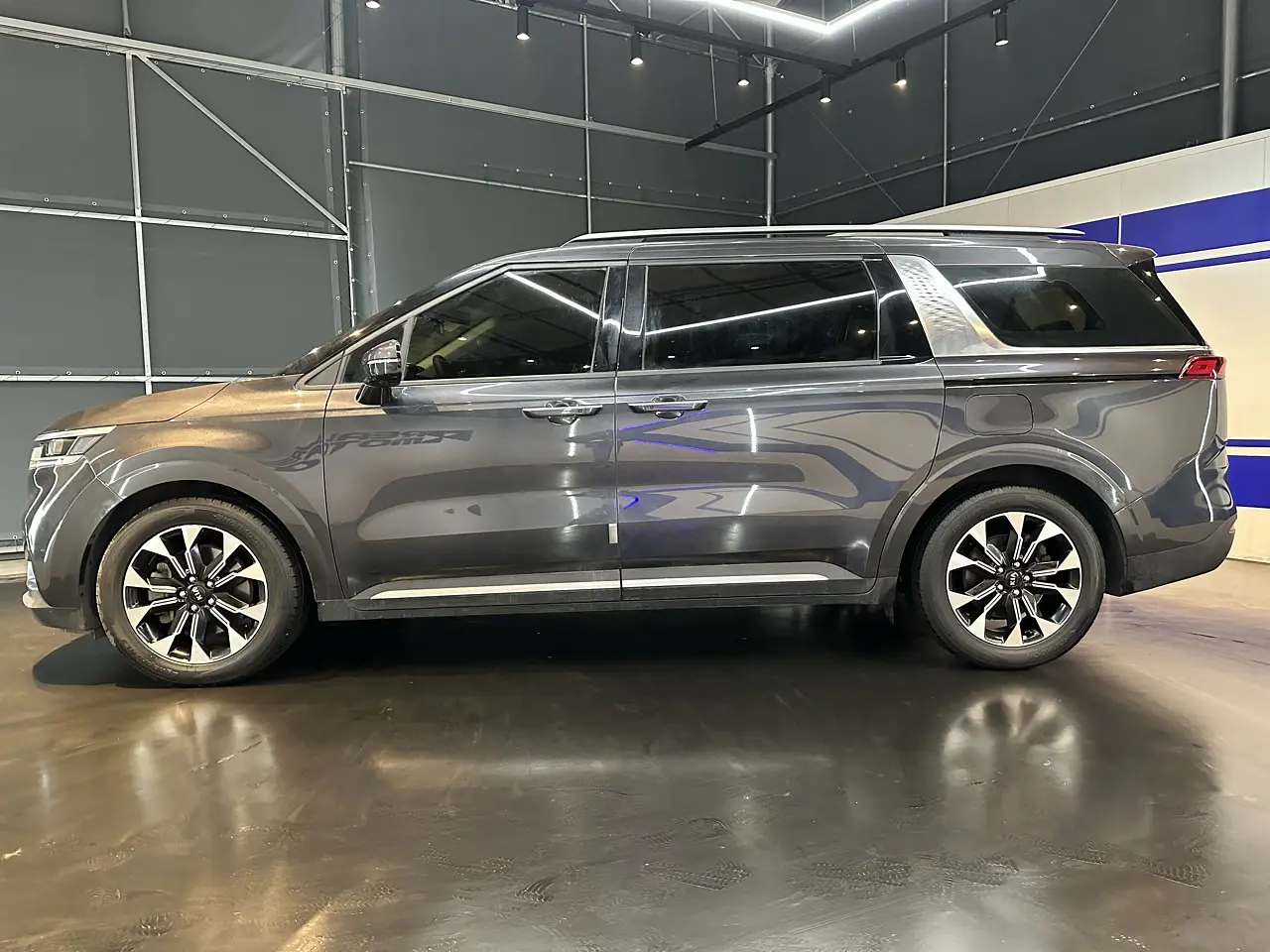 KIA CARNIVAL 2021 / 9PASAJEROS / CAMARA 360 / P. ELECTRICA / DIESEL 5