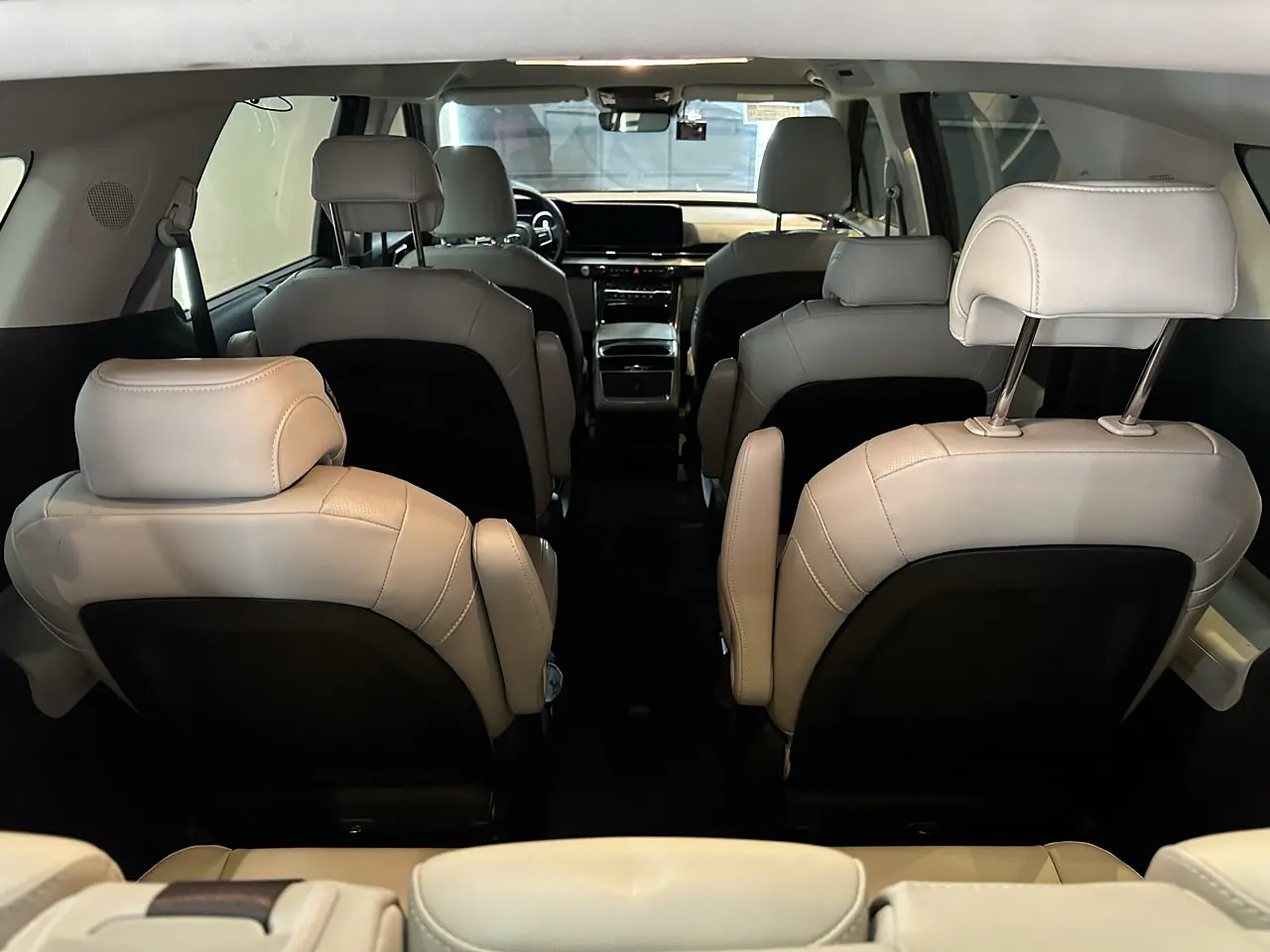 KIA CARNIVAL 2021 / 9PASAJEROS / CAMARA 360 / P. ELECTRICA / DIESEL 38