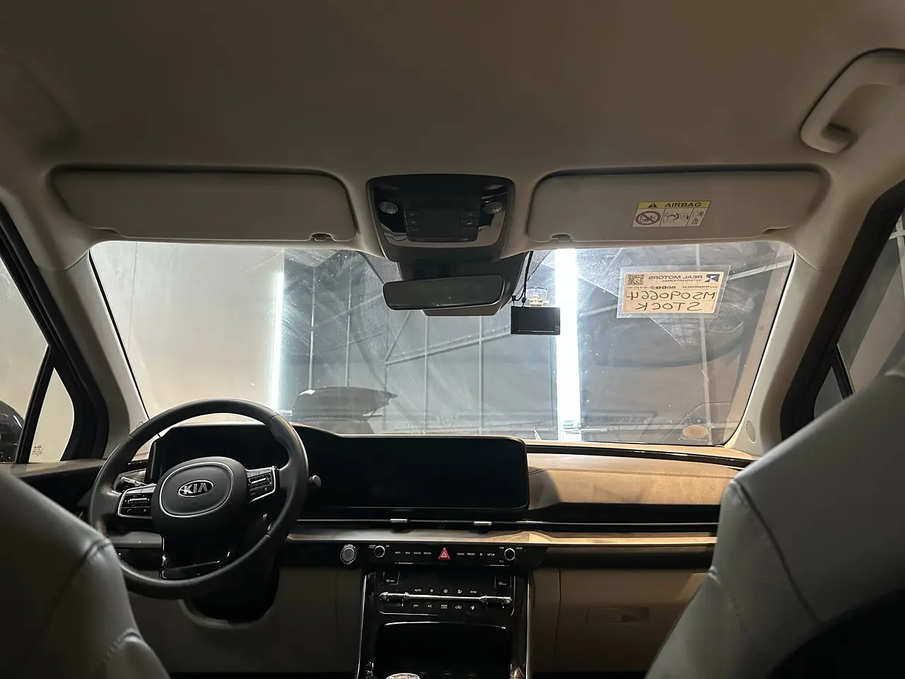 KIA CARNIVAL 2021 / 9PASAJEROS / CAMARA 360 / P. ELECTRICA / DIESEL 17