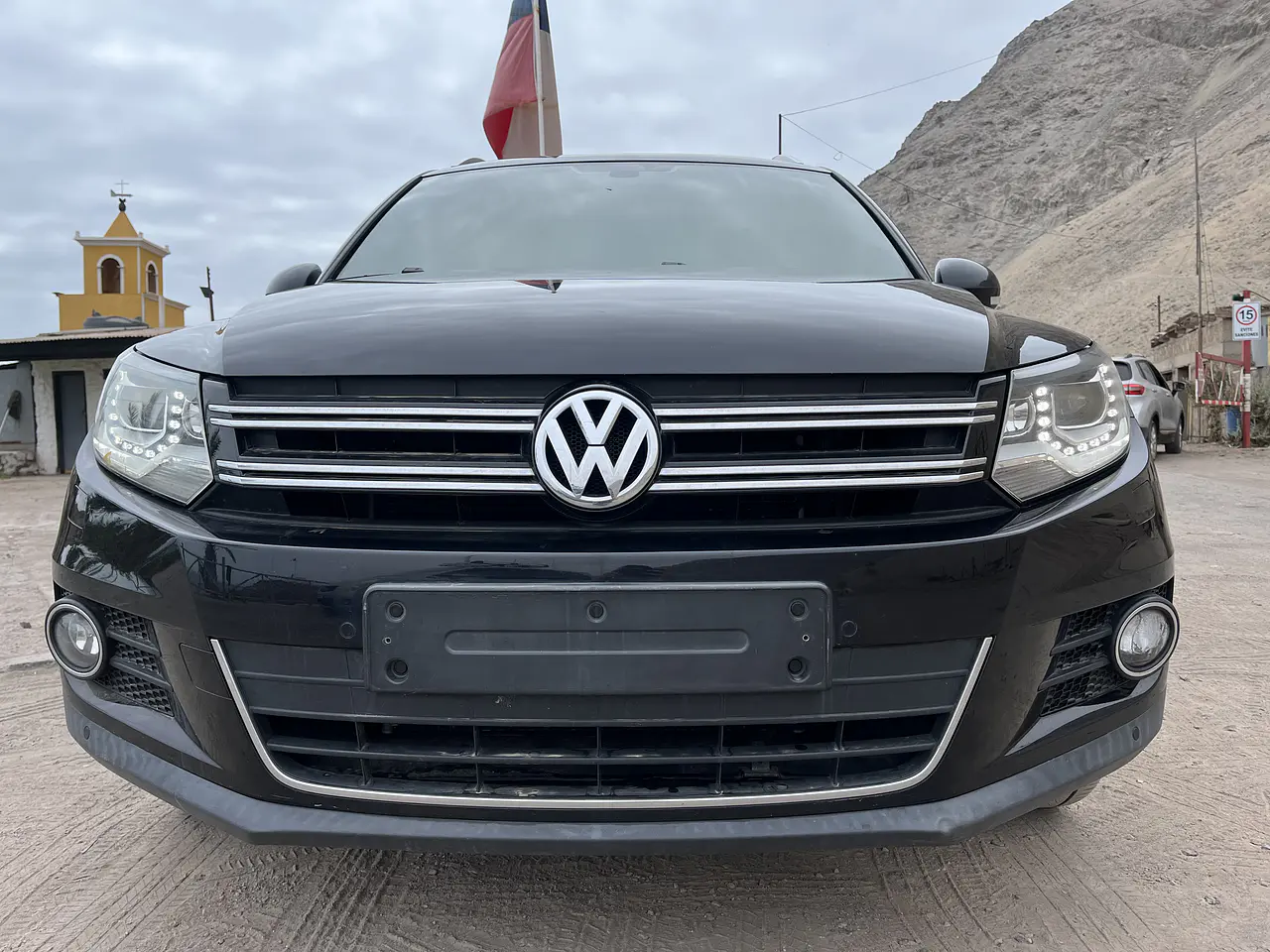 VOLKSWAGEN TIGUAN TDI 2013 / SUNROOF / SMART KEY / 4WD 2