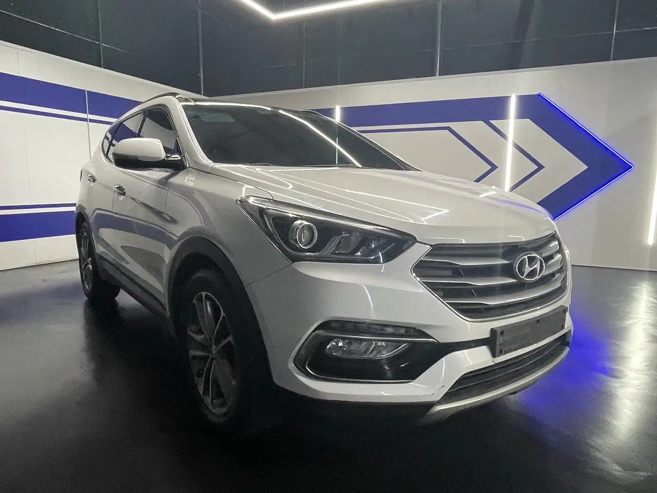 HYUNDAI SANTA FE 2016 / 7PASAJEROS / SUNROOF / CAMARA R / DIESEL / 2WD 1