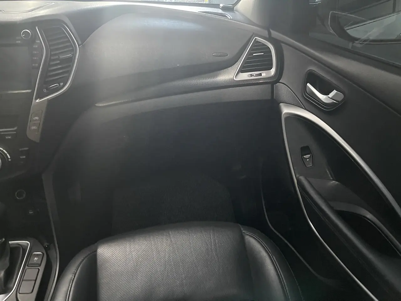 HYUNDAI SANTA FE 2016 / 7PASAJEROS / SUNROOF / CAMARA R / DIESEL / 2WD 23