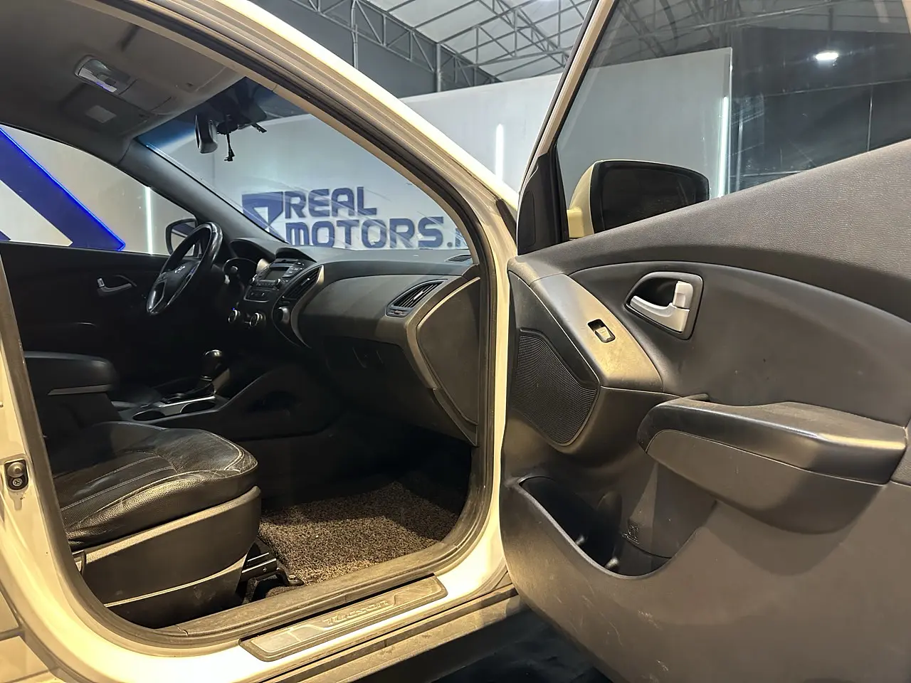 HYUNDAI NEW TUCSON IX 2014 / DIESEL / 2.0 CC / 2WD 23