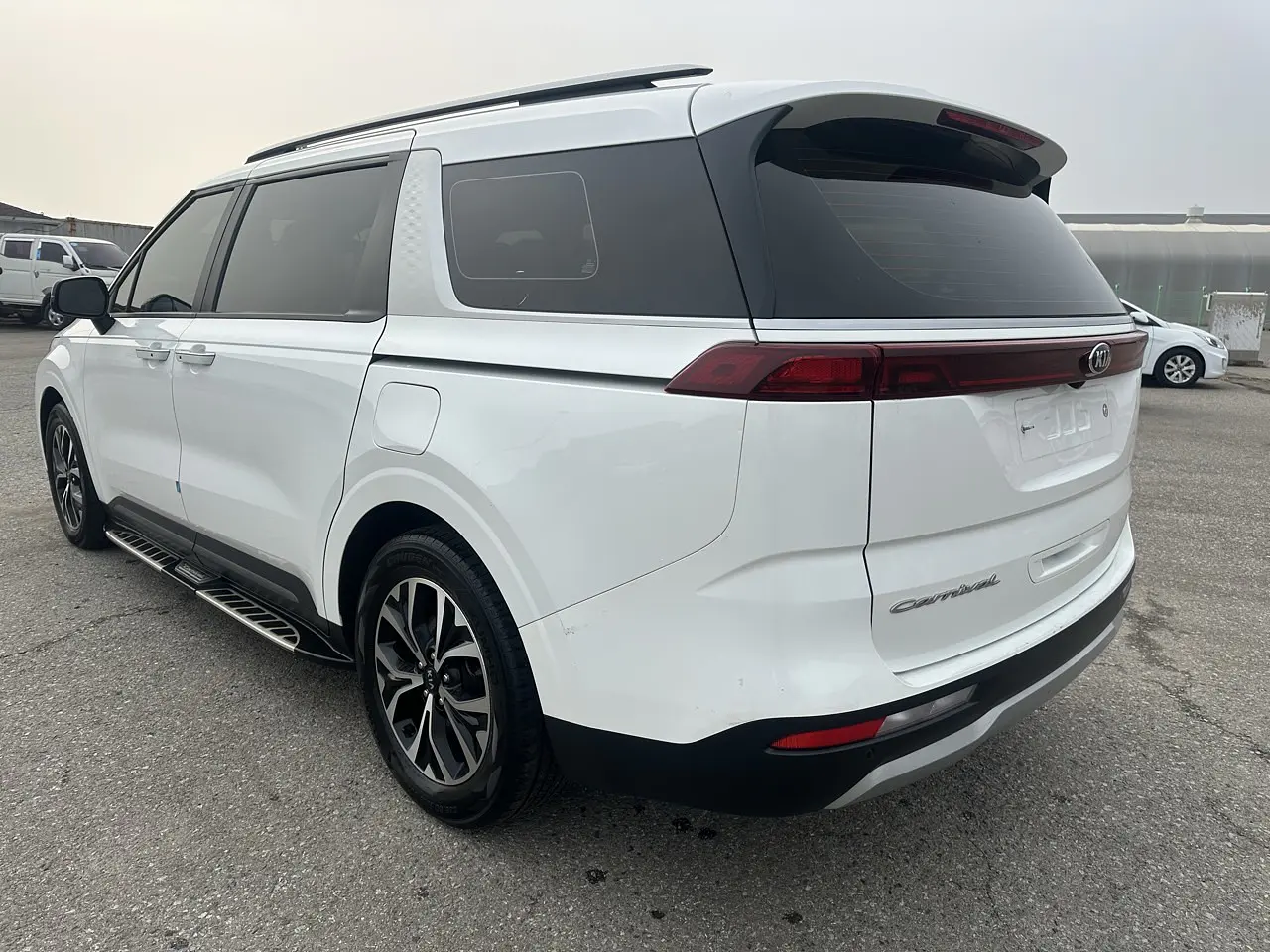 KIA CARNIVAL 2021 / 9PASAJEROS / CAMARA R / DIESEL 5