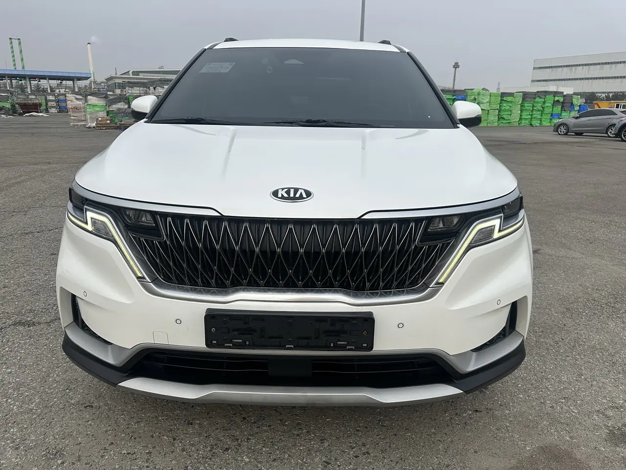 KIA CARNIVAL 2021 / 9PASAJEROS / CAMARA R / DIESEL 3