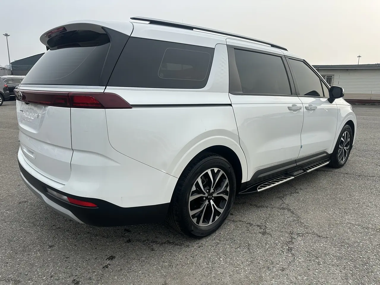 KIA CARNIVAL 2021 / 9PASAJEROS / CAMARA R / DIESEL 8