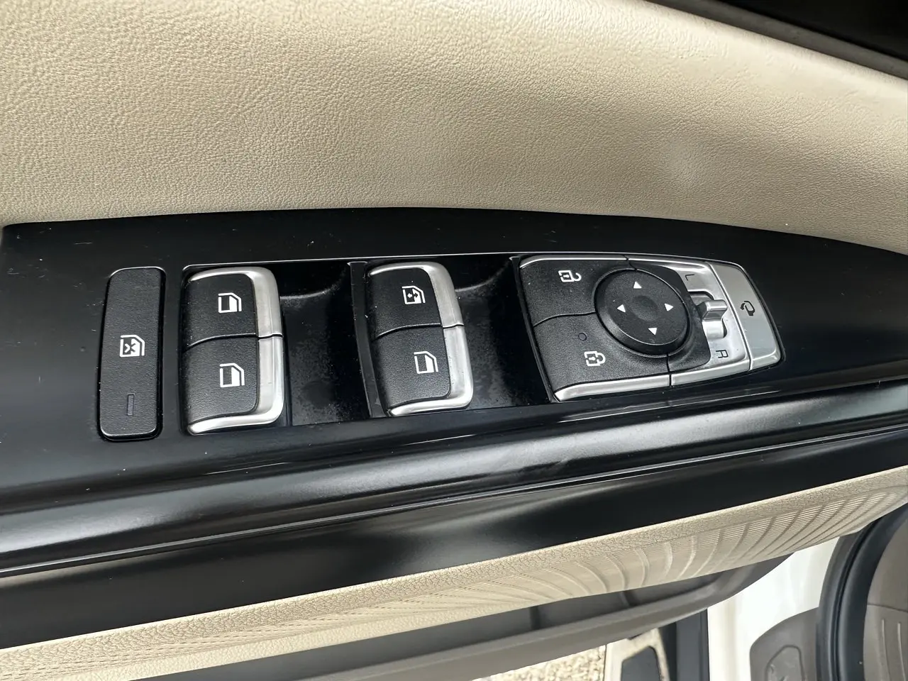 KIA CARNIVAL 2021 / 9PASAJEROS / CAMARA R / DIESEL 12