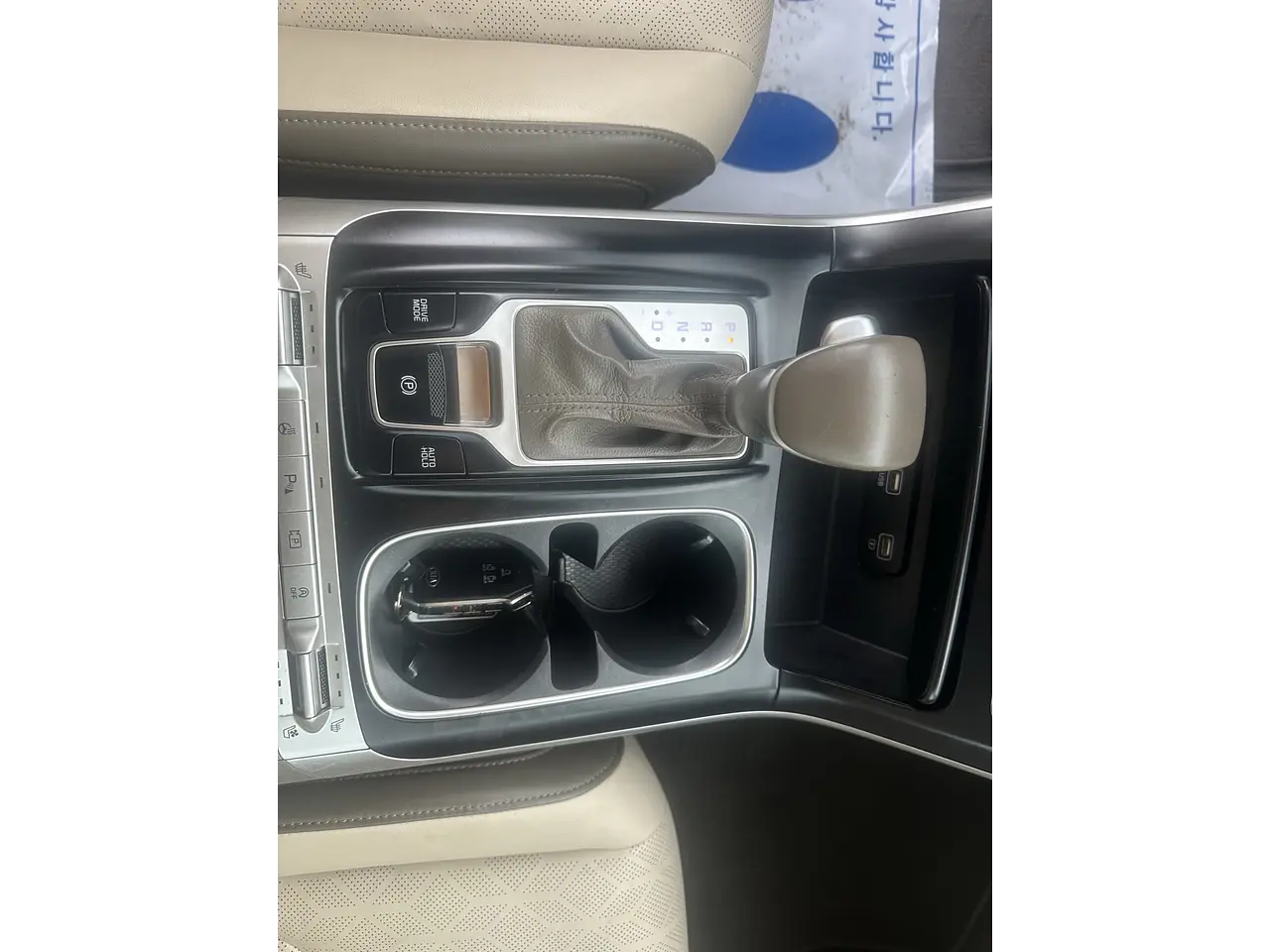 KIA CARNIVAL 2021 / 9PASAJEROS / CAMARA R / DIESEL 18