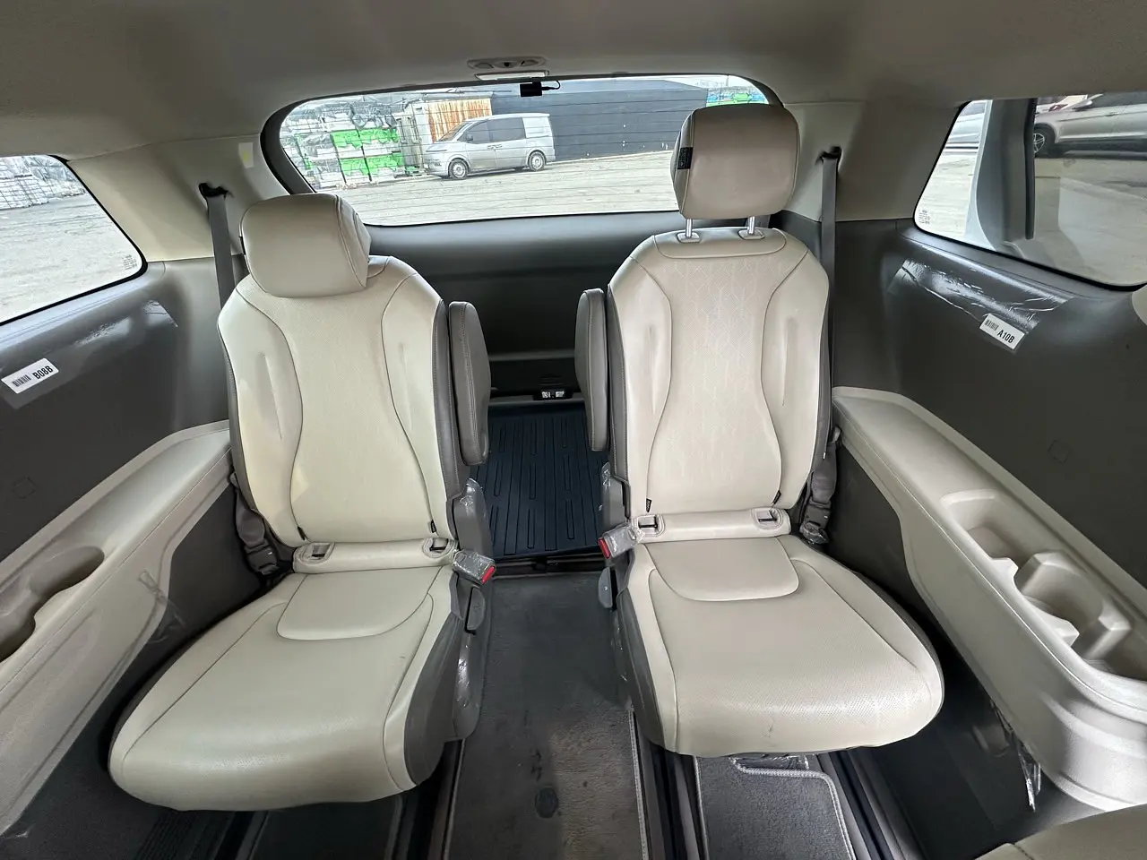 KIA CARNIVAL 2021 / 9PASAJEROS / CAMARA R / DIESEL 27