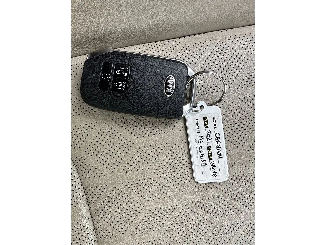 KIA CARNIVAL 2021 / 9PASAJEROS / CAMARA R / DIESEL 14