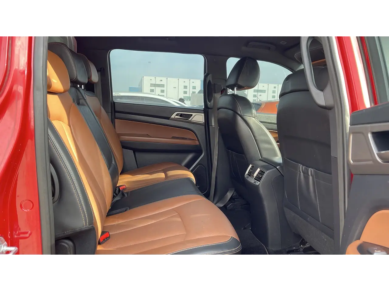 SSANG YONG REXTON SPORTS 2019 / 4WD / DIESEL / SMART KEY 24