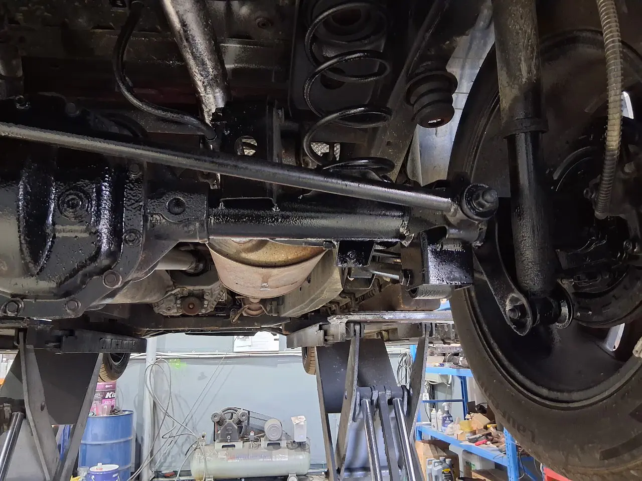 SSANG YONG REXTON SPORTS 2019 / 4WD / DIESEL / SMART KEY 33