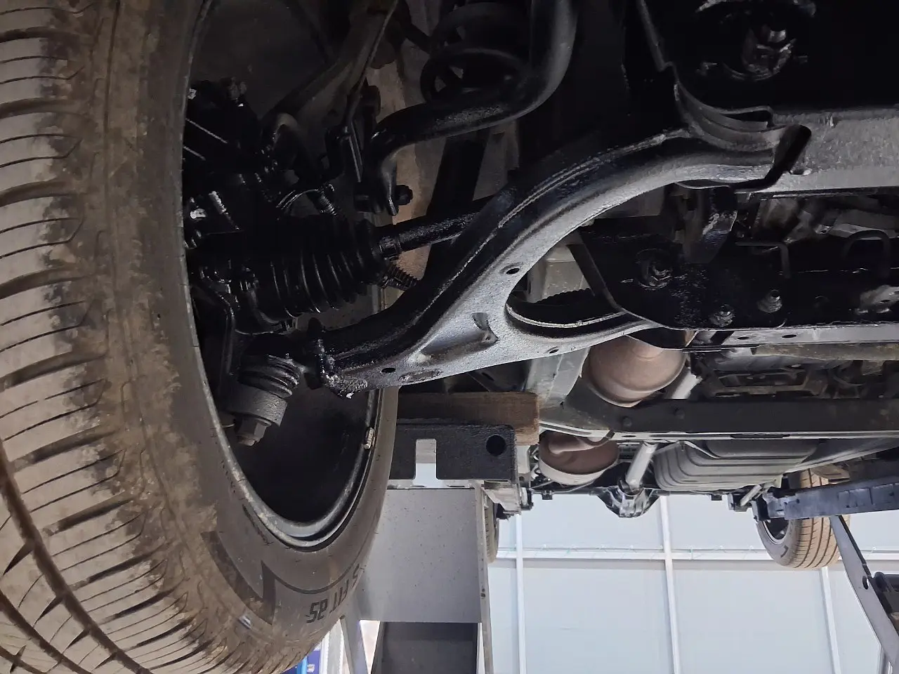 SSANG YONG REXTON SPORTS 2019 / 4WD / DIESEL / SMART KEY 34