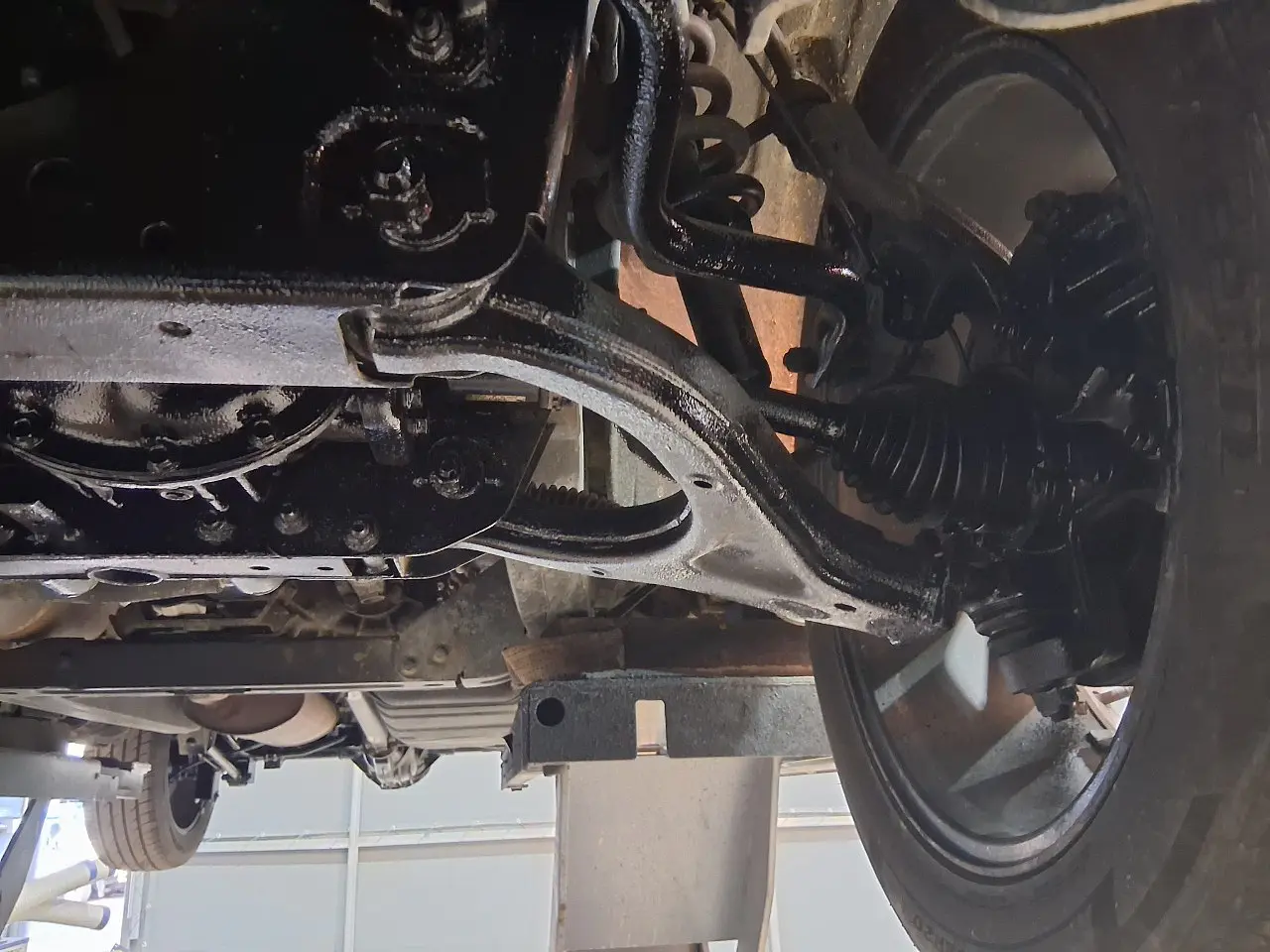 SSANG YONG REXTON SPORTS 2019 / 4WD / DIESEL / SMART KEY 35