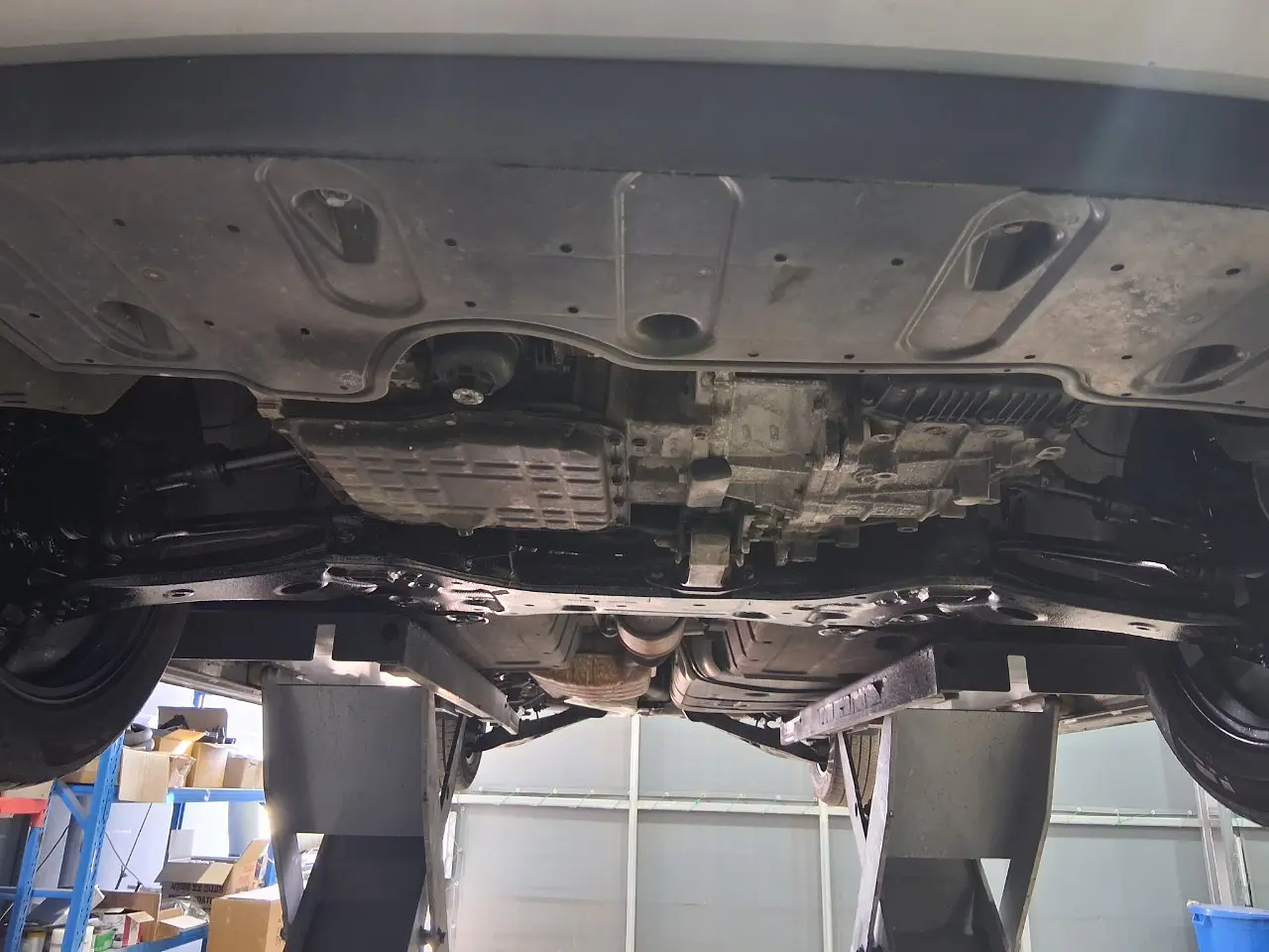 KIA CARNIVAL 2019 / 9PASAJEROS / DIESEL / CAMARA R 40