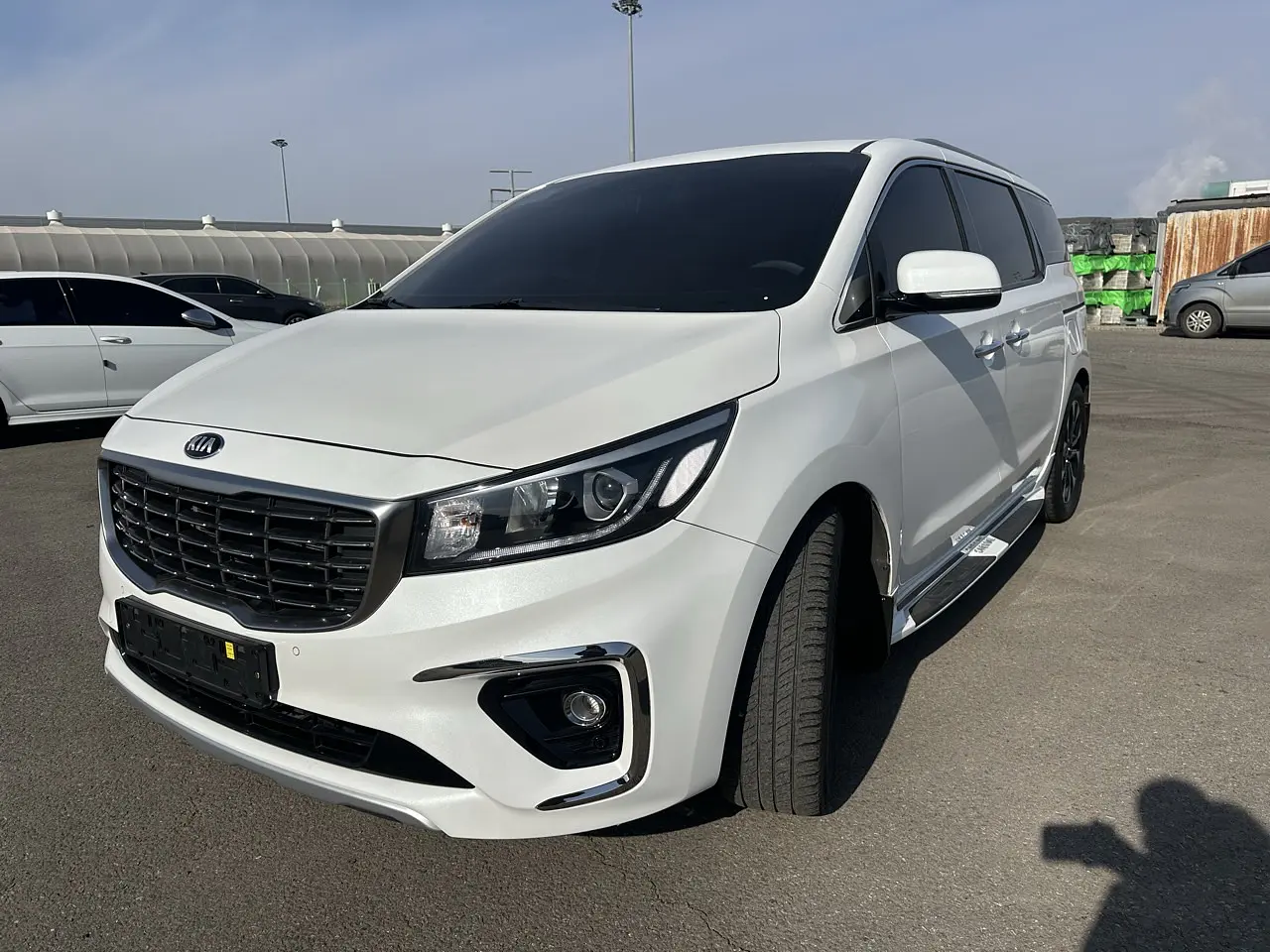 KIA CARNIVAL 2019 / 9PASAJEROS / DIESEL / CAMARA R 3