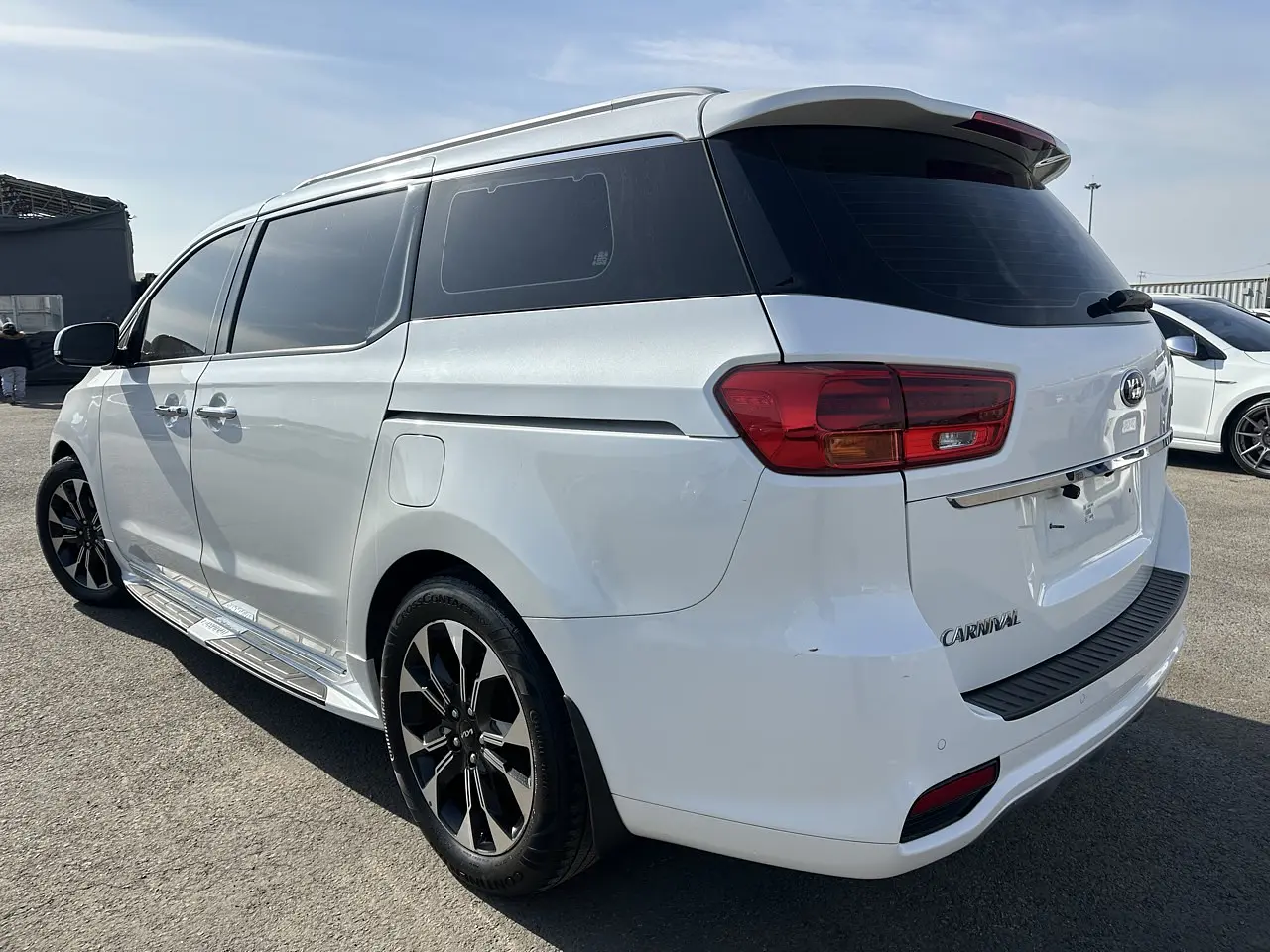 KIA CARNIVAL 2019 / 9PASAJEROS / DIESEL / CAMARA R 4