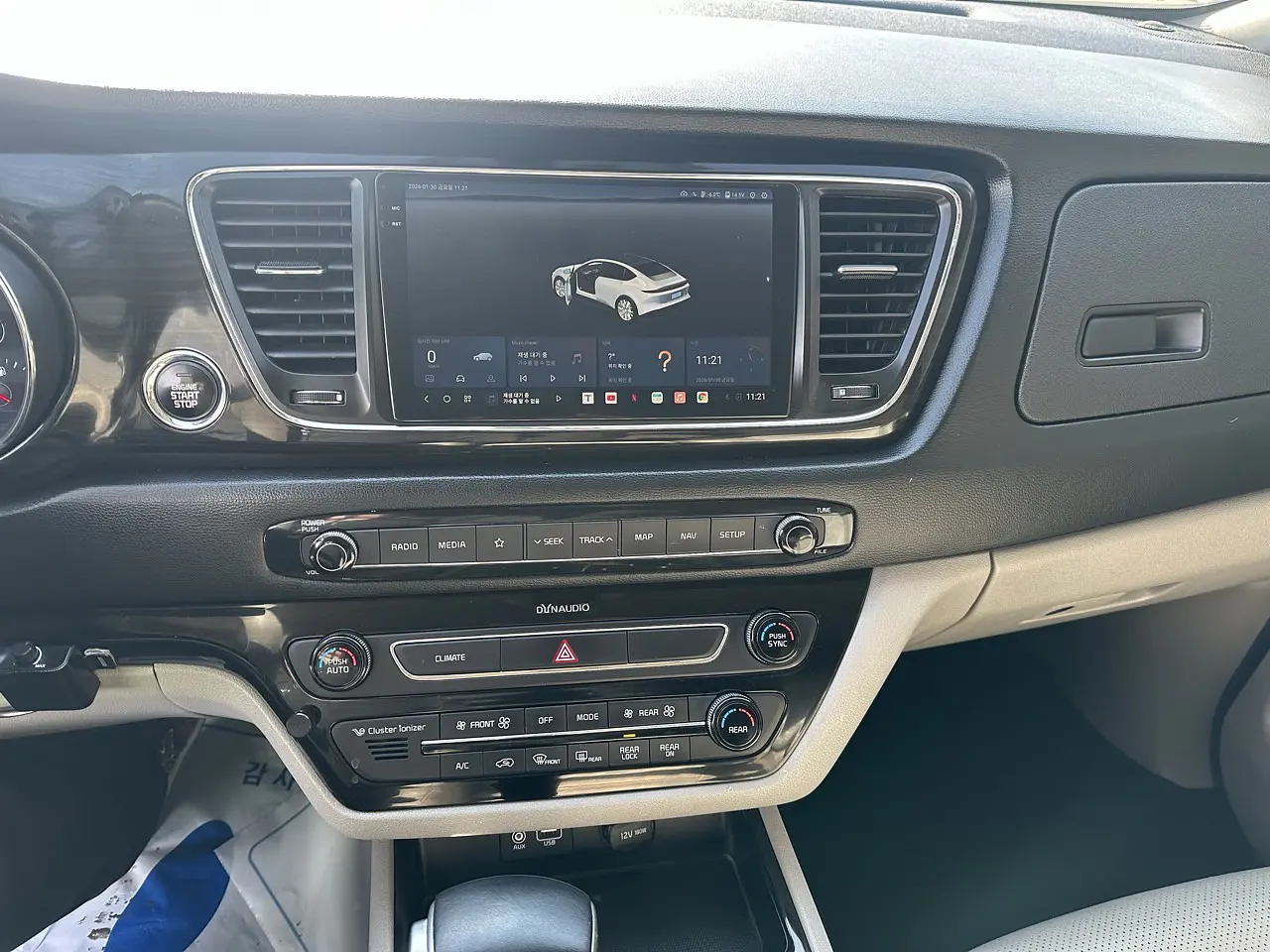 KIA CARNIVAL 2019 / 9PASAJEROS / DIESEL / CAMARA R 20