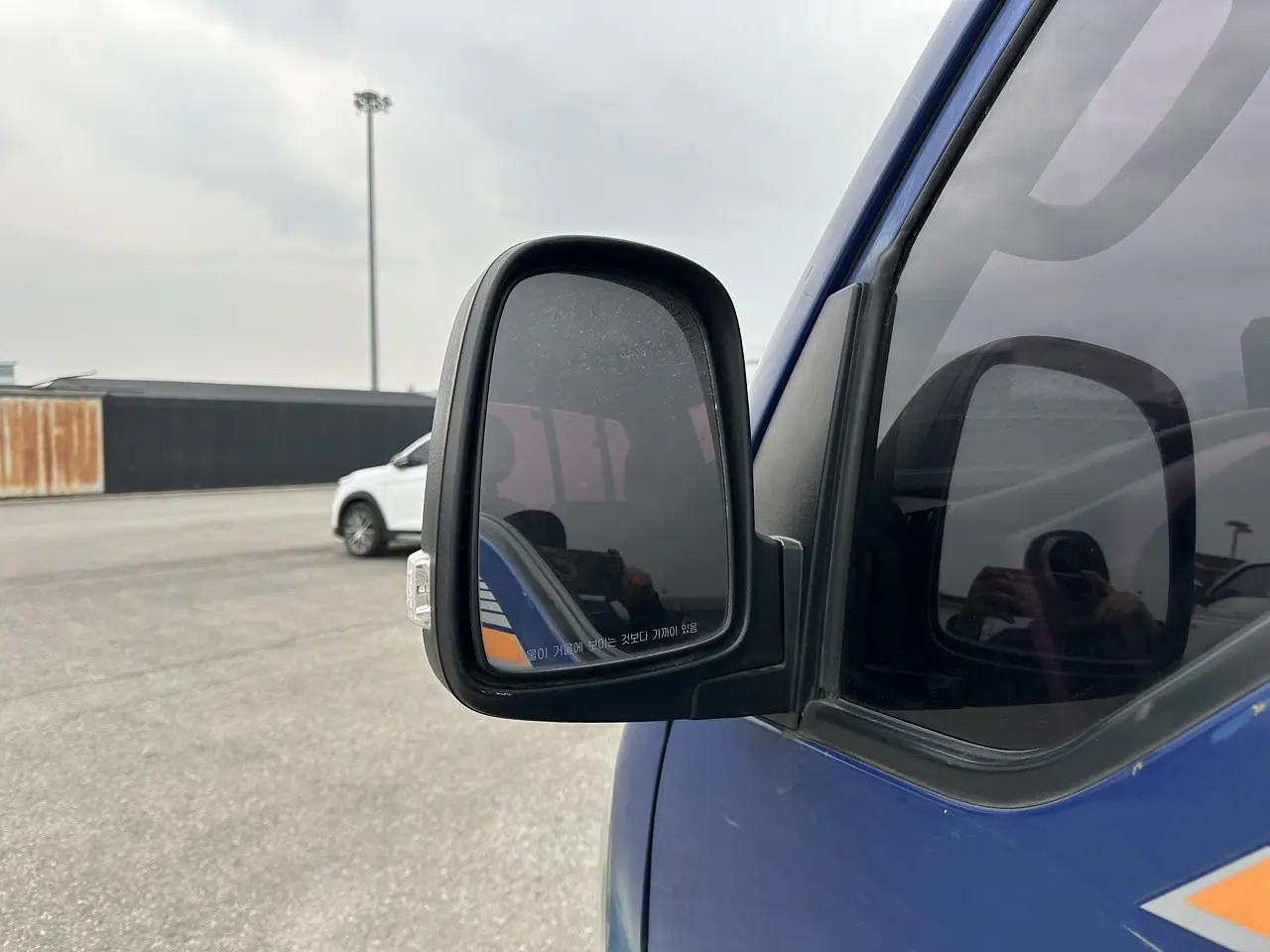 KIA BONGO 2018 / 1.2TON / KINGCAB / MECANICA CAJA 6TA / 2WD 7