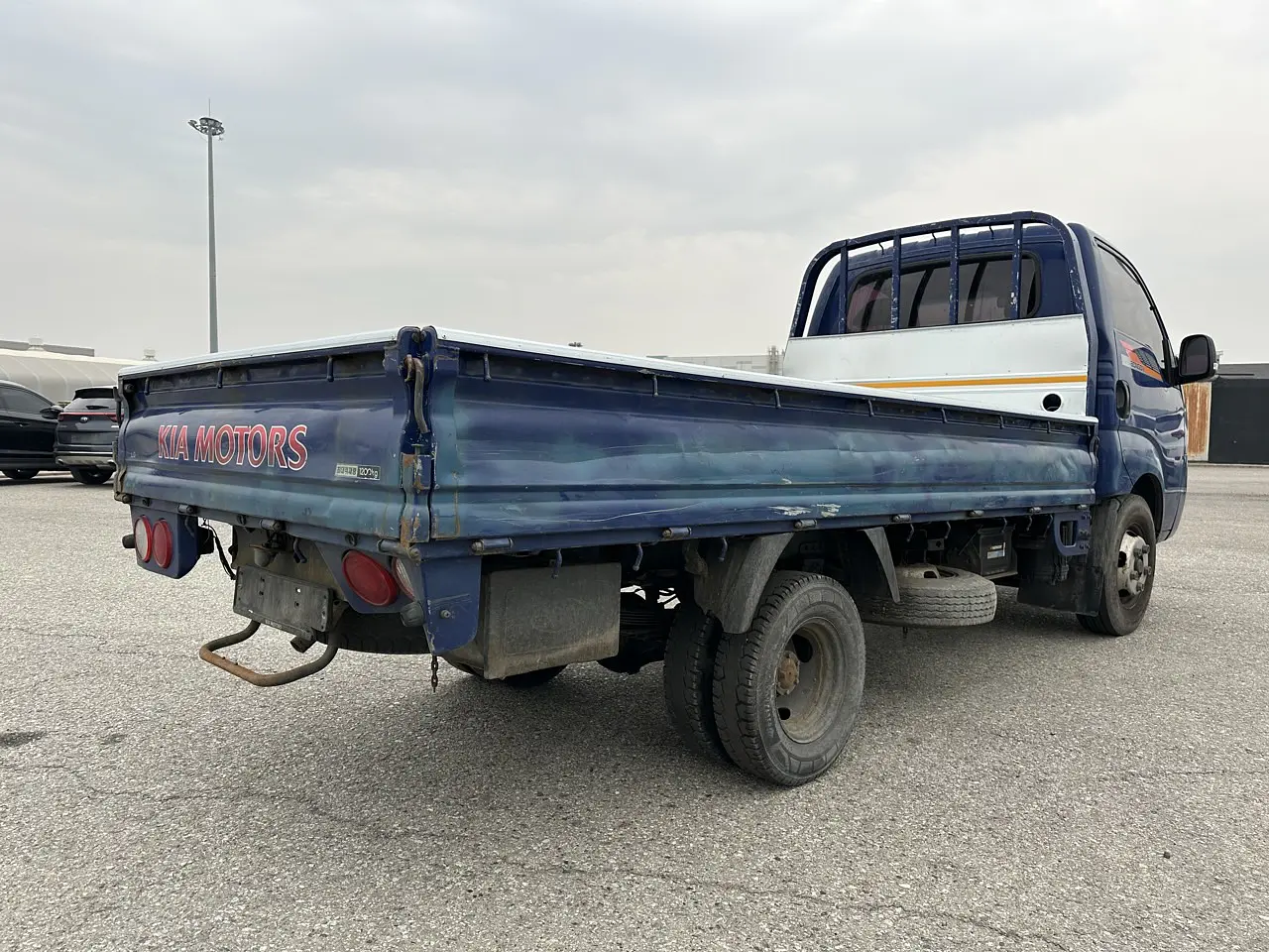 KIA BONGO 2018 / 1.2TON / KINGCAB / MECANICA CAJA 6TA / 2WD 14