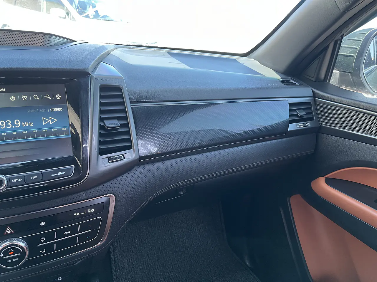 SSANG YONG REXTON SPORTS KHAN 2022 / 4WD DIESEL / CAMERA 20