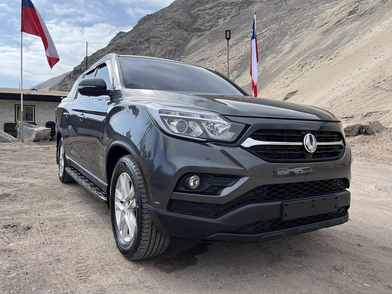 SSANG YONG REXTON SPORT 2018 / 4WD / DIESEL 2.2 / SMART KEY 1