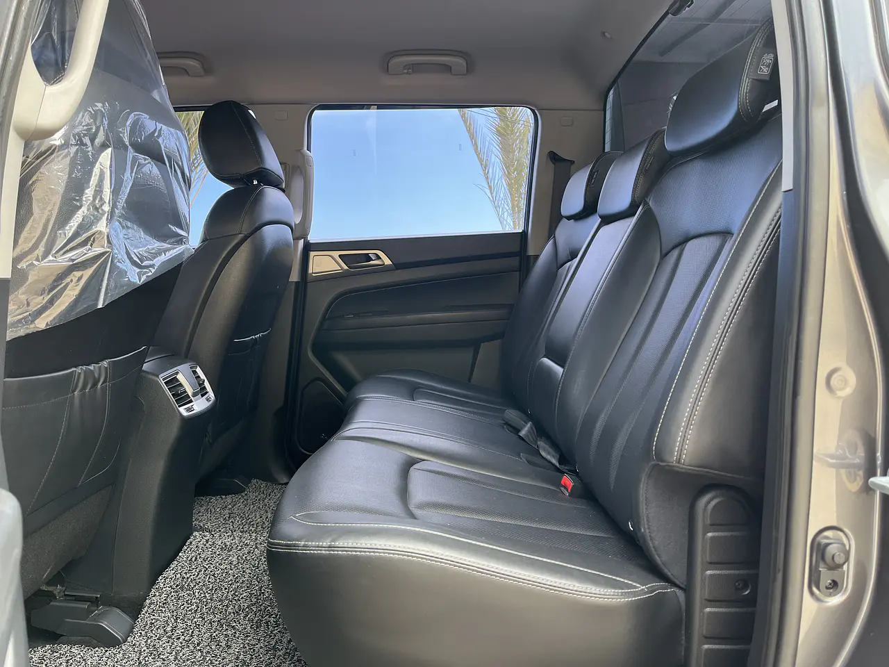 SSANG YONG REXTON SPORT 2018 / 4WD / DIESEL 2.2 / SMART KEY 32