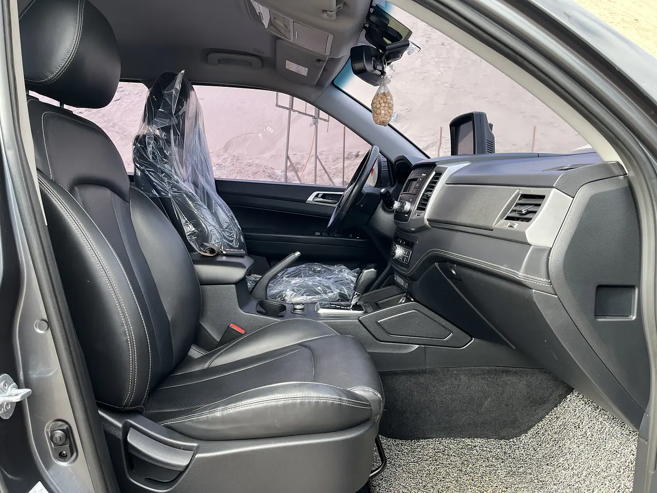 SSANG YONG REXTON SPORT 2018 / 4WD / DIESEL 2.2 / SMART KEY 29