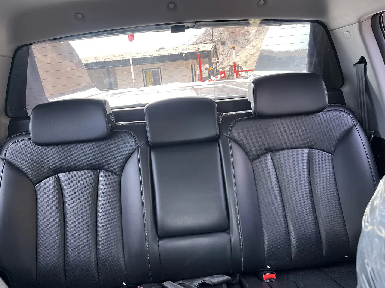 SSANG YONG REXTON SPORT 2018 / 4WD / DIESEL 2.2 / SMART KEY 36