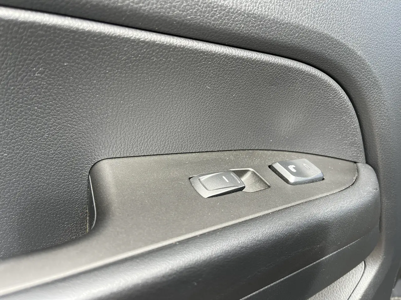 SSANG YONG REXTON SPORT 2018 / 4WD / DIESEL 2.2 / SMART KEY 31