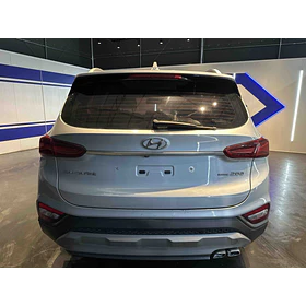 Hyundai Santa Fe — foto 5 de 16